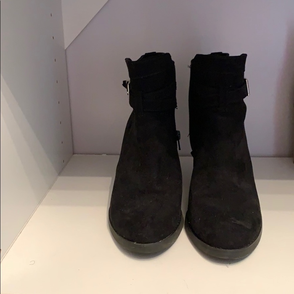 Express black booties